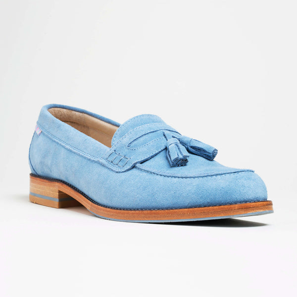 Pale blue suede shoes deals